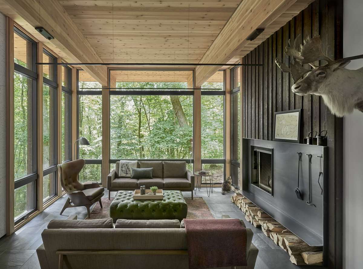 Lawless Weekend Retreat by Searl Lamaster Howe Architects