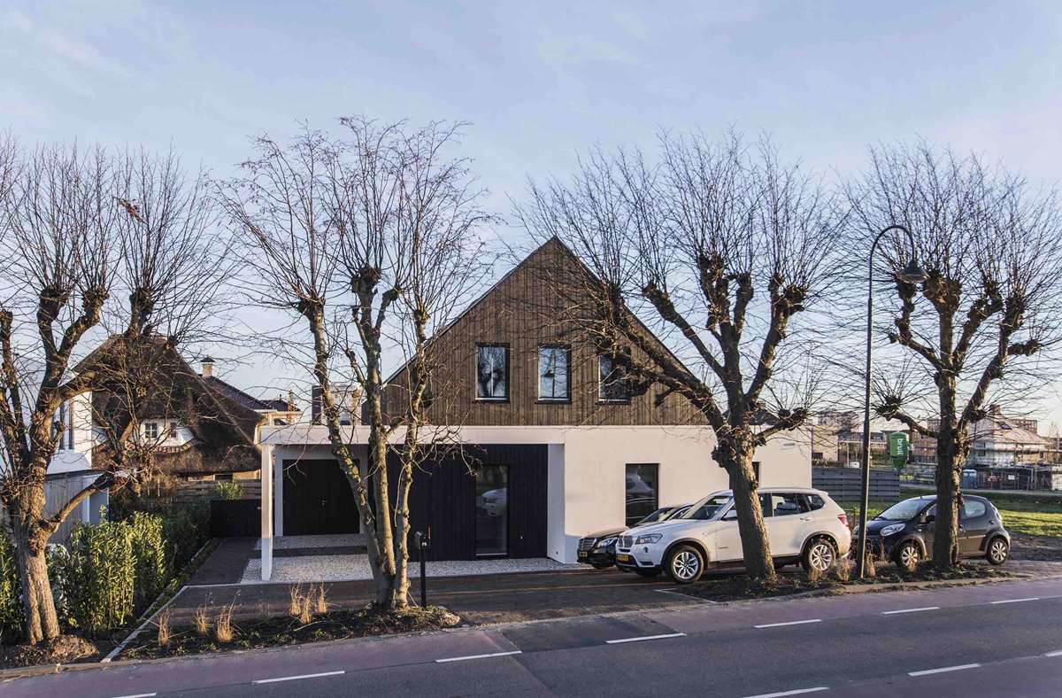 Out of the Box Villa by Arjen Reas Architecten