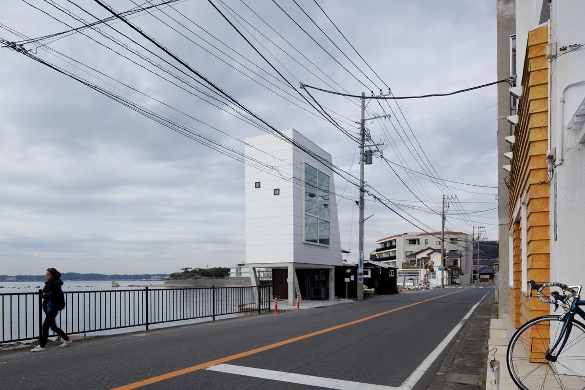 Window House by Yasutaka Yoshimura Architects