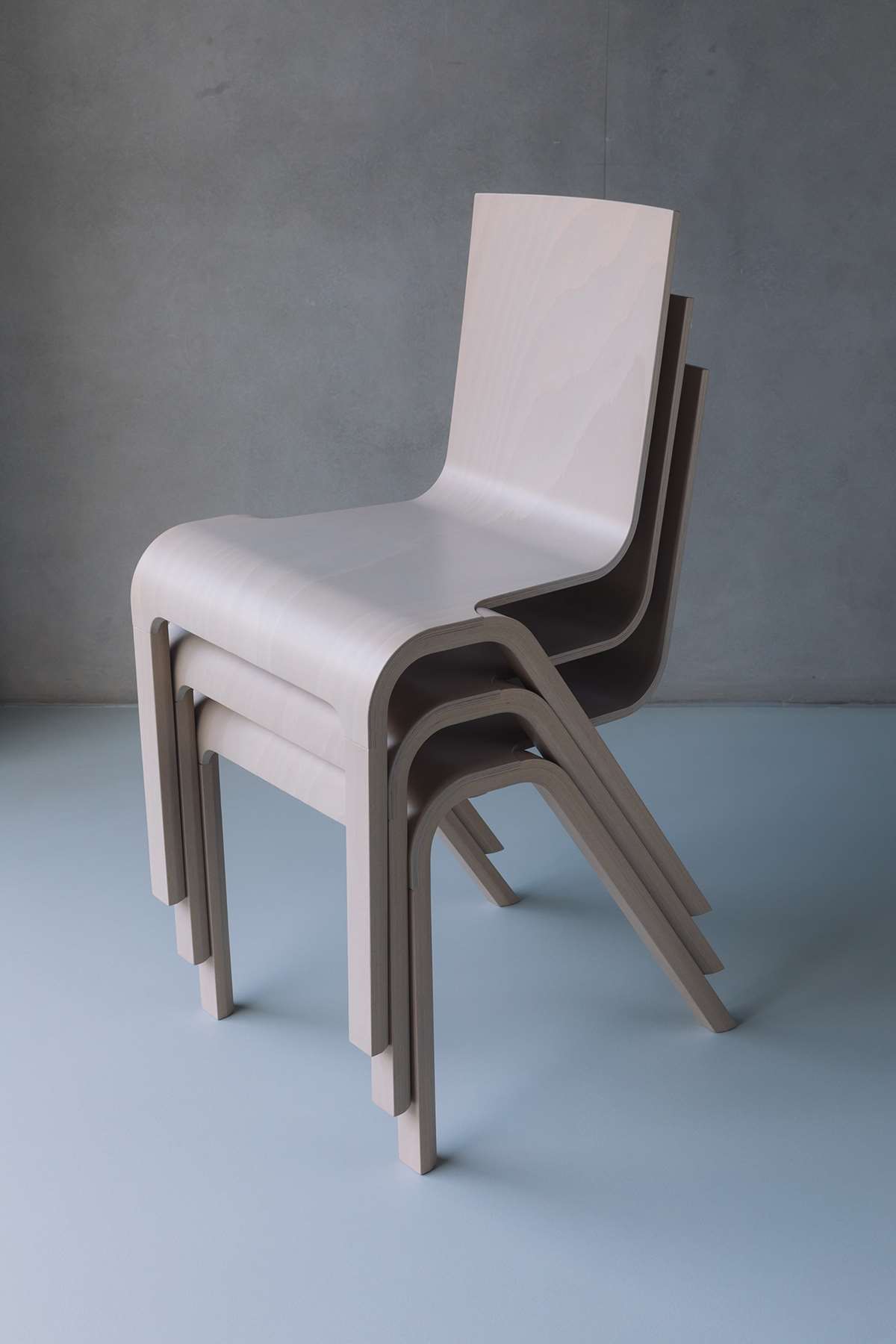 Tilt Plywood Chair by Daniel Lakos