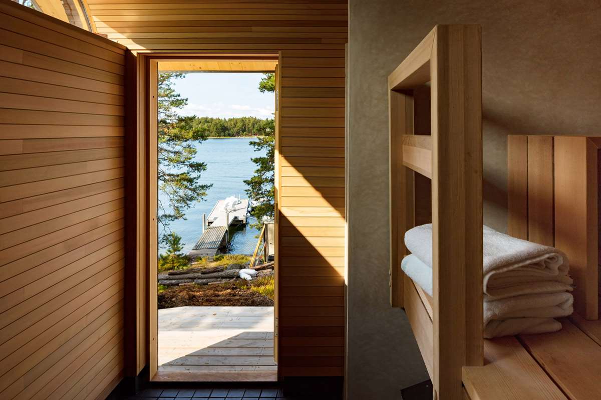 Sauna and Guesthouse by Mer Architects