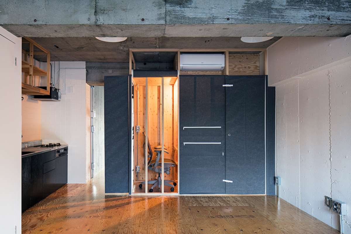 Renovated Apartment with Fabric Walls in Tokyo by Daisuke Motogi