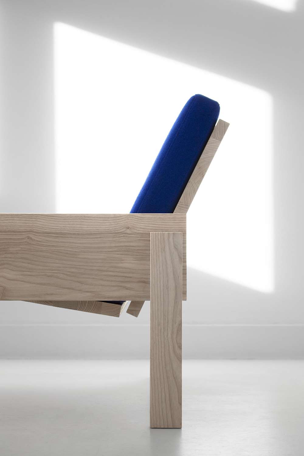 Solid Chair by Thijmen van der Steen