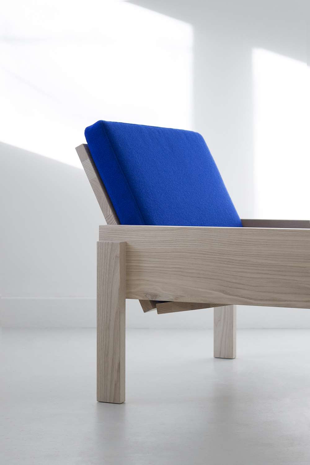 Solid Chair by Thijmen van der Steen