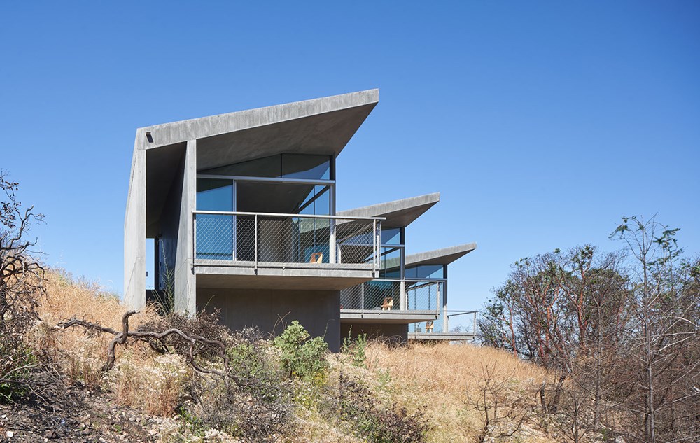 Ridge Concrete Guesthouse in Sonoma by Mork-Ulnes Architects