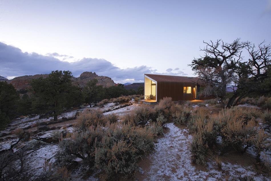 Capitol Reef Desert House by Imbue Design