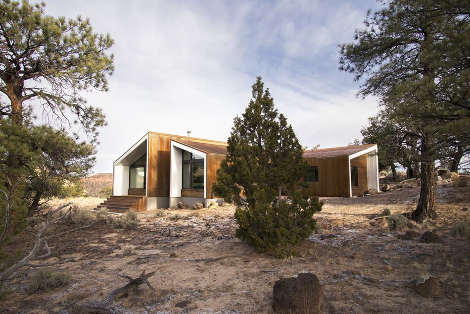 Capitol Reef Desert House by Imbue Design