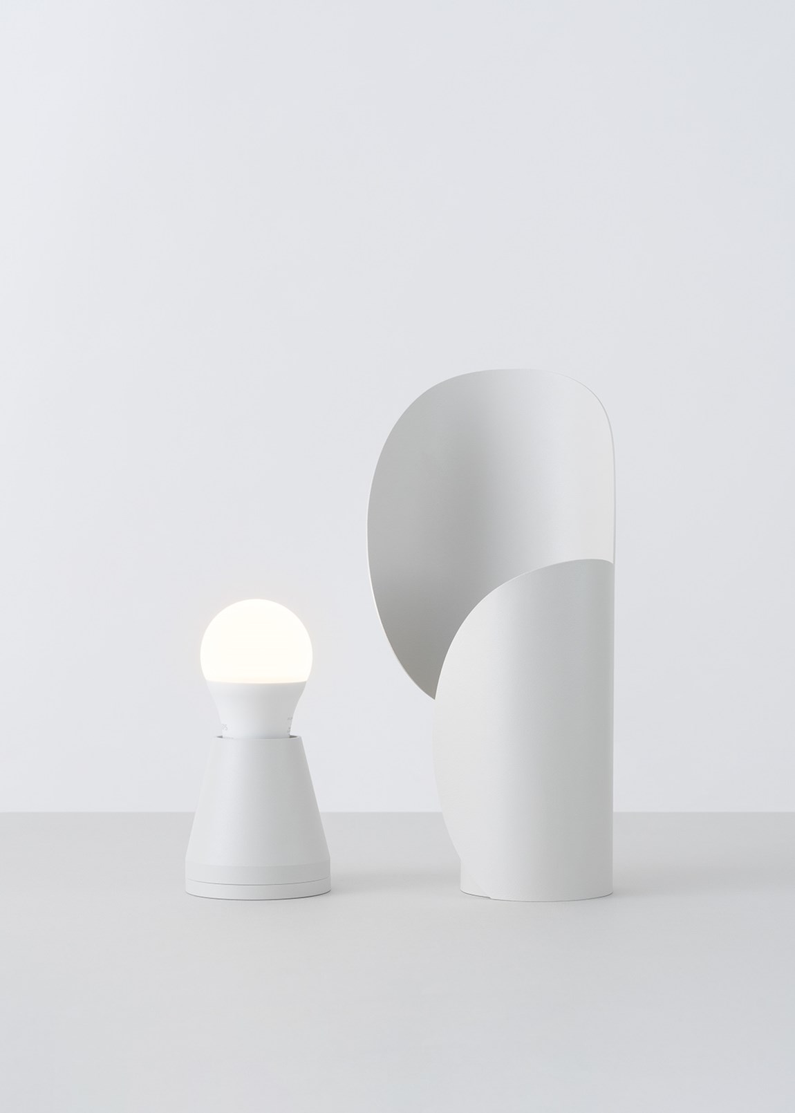 Jadoo Table Lamp by Sukwoo Lee and yoonjaerry Lee Yunjae