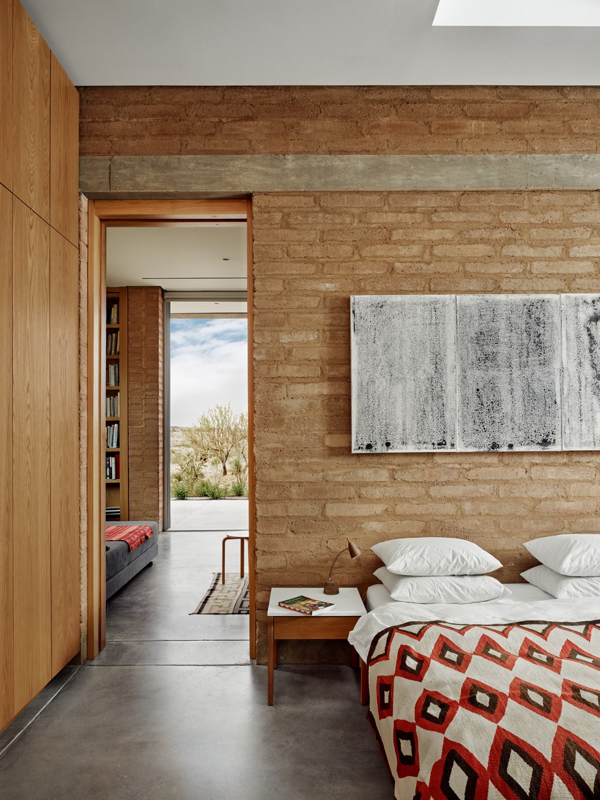 Marfa Suite Extension House by DUST