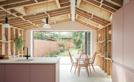 Brookscroft Road Rear Extension by ROAR Architects