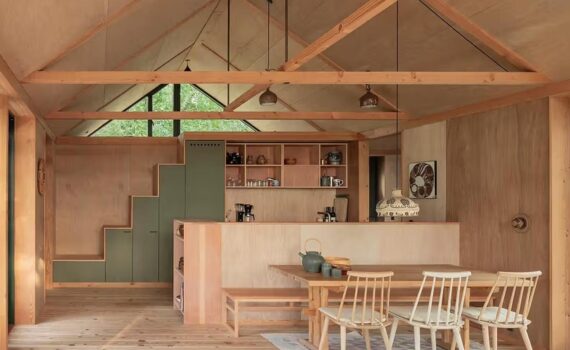 House Between the Trees – The Sustainable Summer House