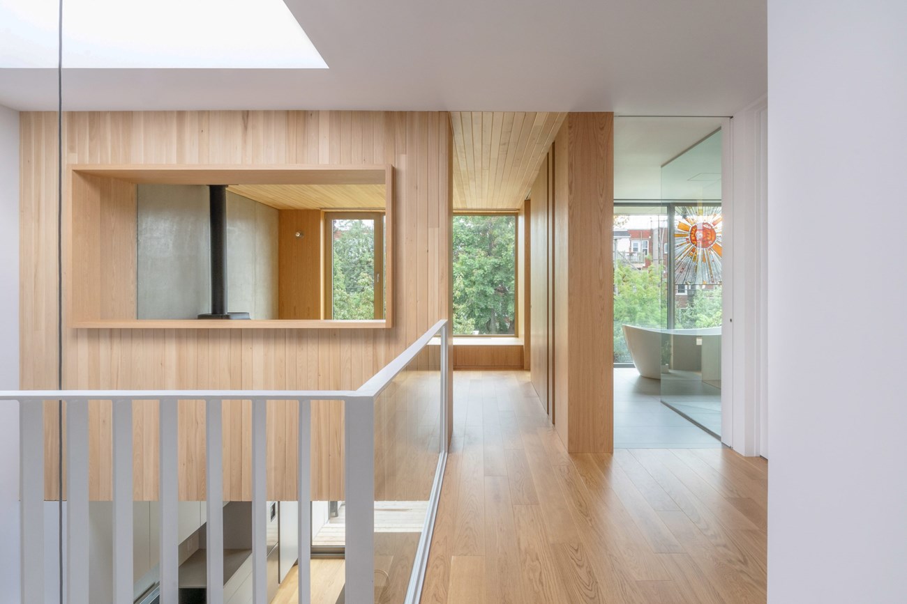 Garnier Street Renovation: Transforming a Duplex into a Modern Cottage with "La Cache"