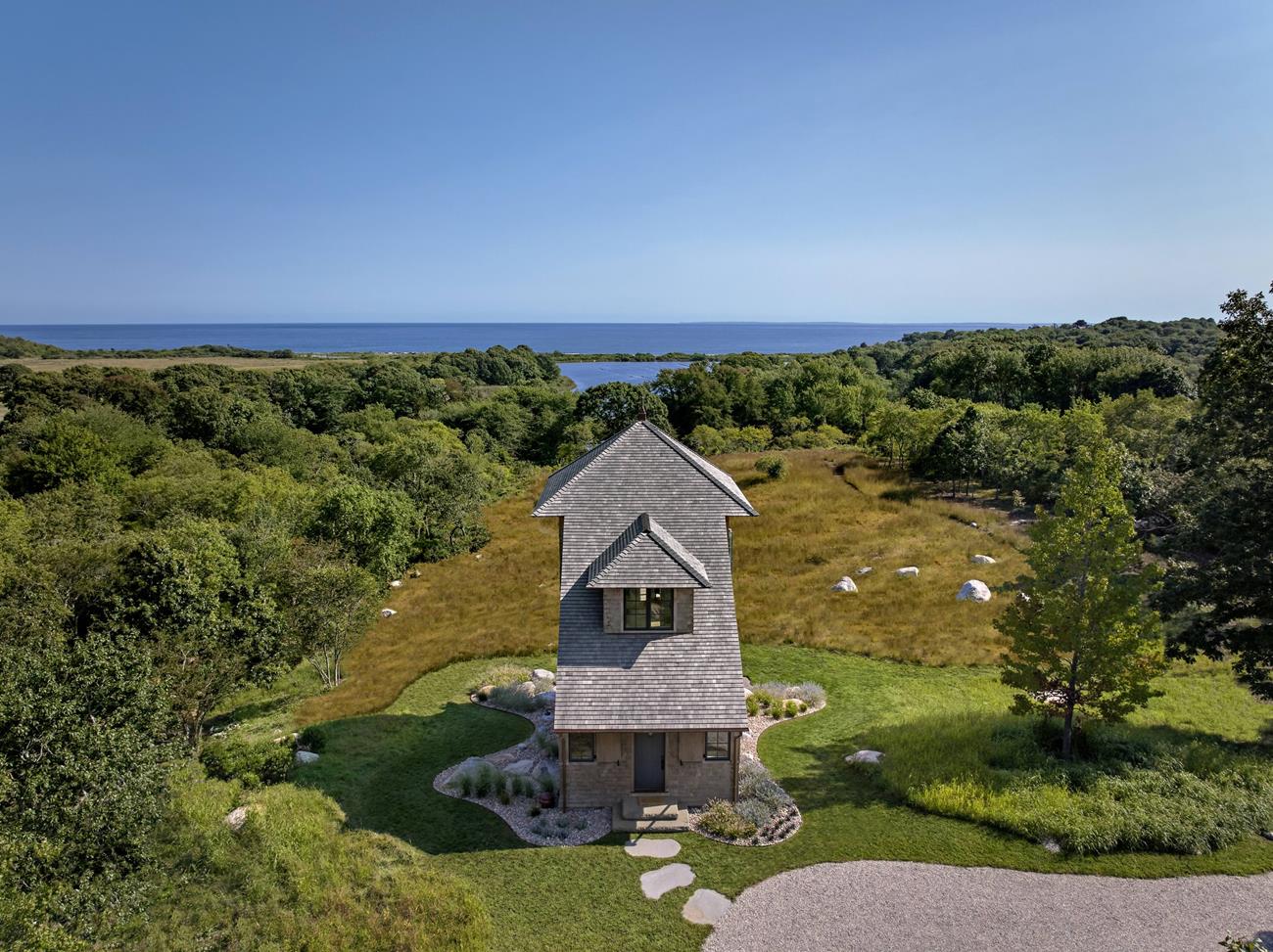 A Stunning Tower House with Ocean Views: Pointer Perch by Haver Skolnick Architects