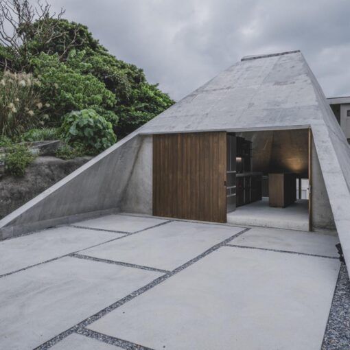 Pyramid Hut by IGArchitects: Modern Minimalism Inspired by Okinawan Tombs