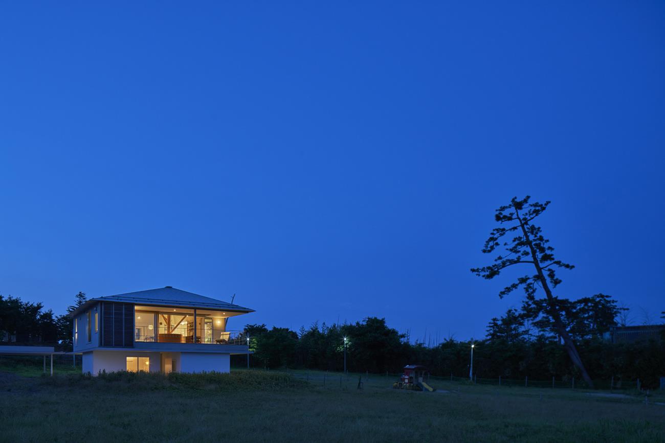 A Harmonious Blend of Nature and Architecture: Toga House by Takeru Shoji Architects