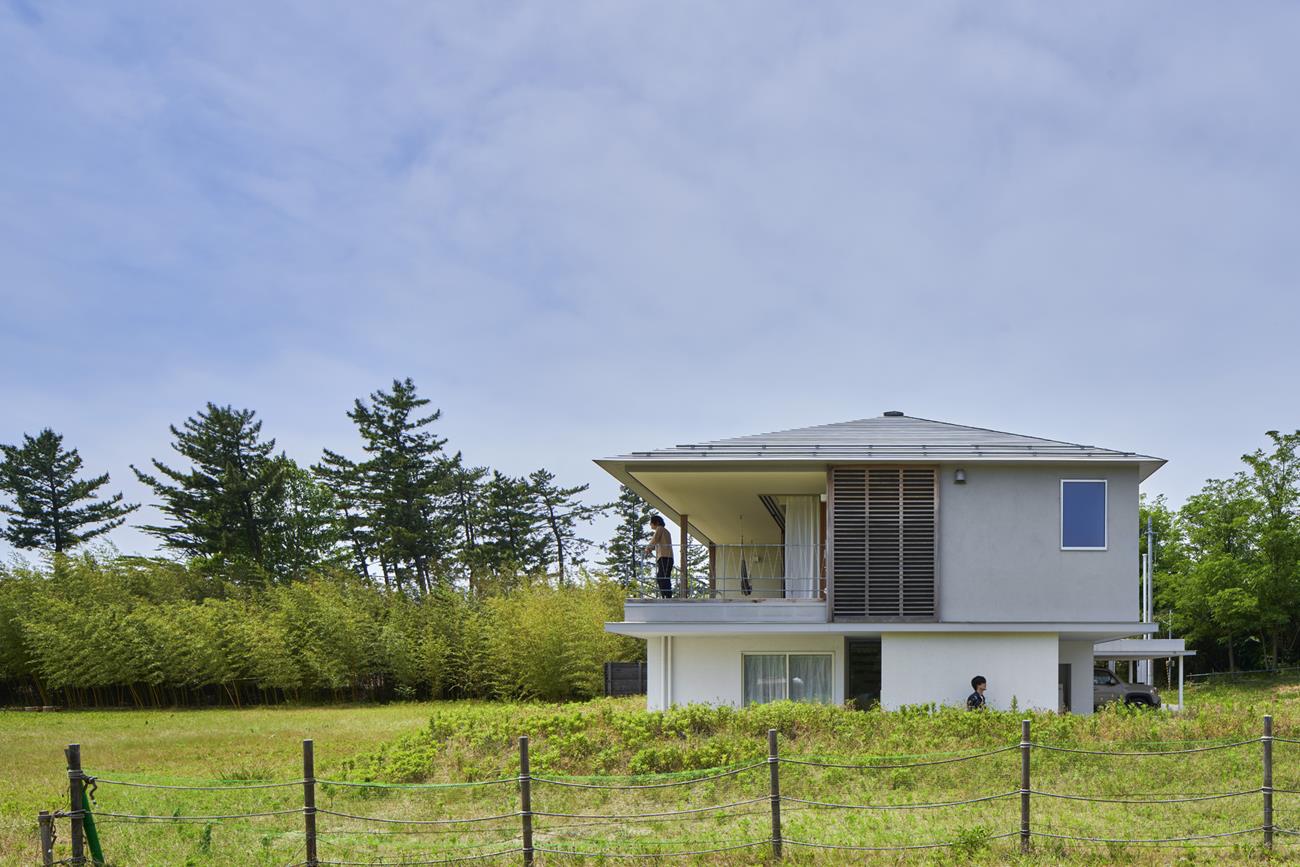 A Harmonious Blend of Nature and Architecture: Toga House by Takeru Shoji Architects